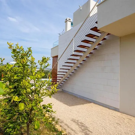 Santa Lucia * Turanj